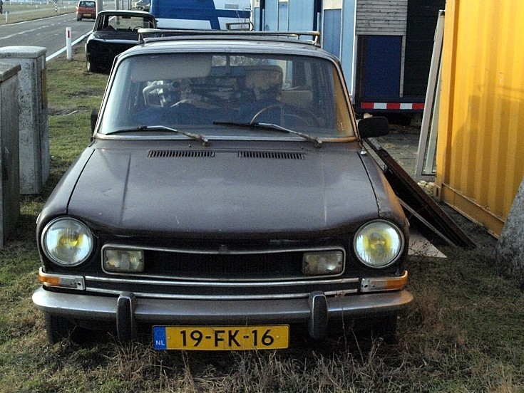 1975 Simca 1501 Tourist Special in not so good condition at IJmuiden 