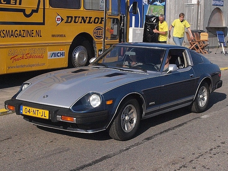 Twin tone Datsun 280 ZX