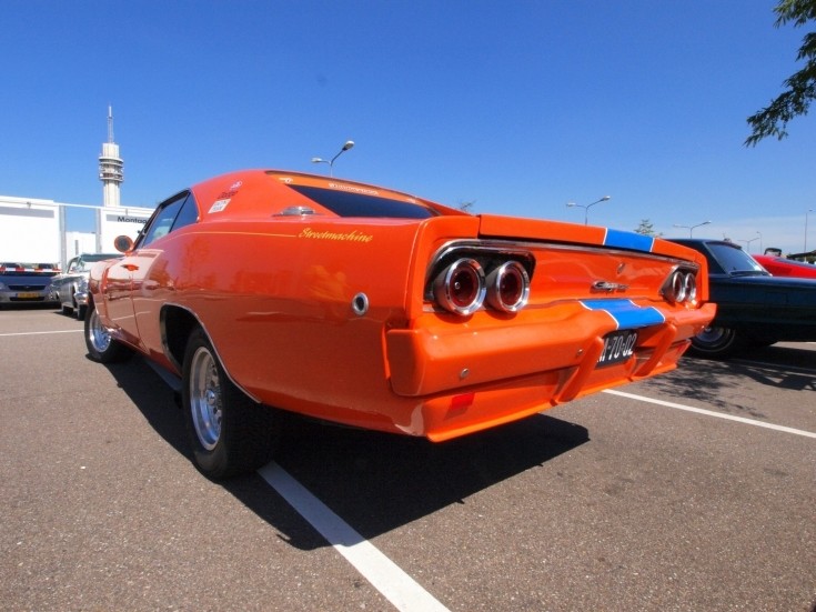 Streetmachine