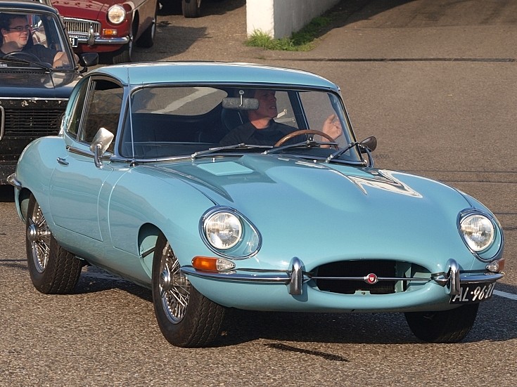 Beautifully preserved 1968 light blue Jaguar EType 42 Litre 2 2 