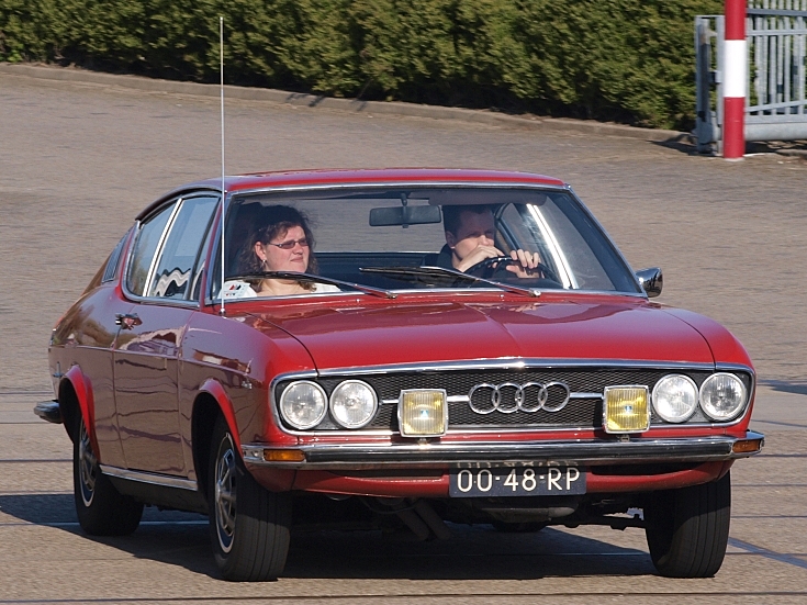 Audi 100 Coupe S