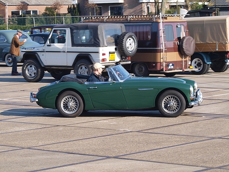 CLASSIC AND ANTIQUE CAR COLLECTOR SITE - AUSTIN HEALEY