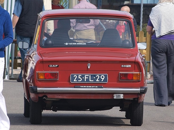 DAF 66 23 (1976)