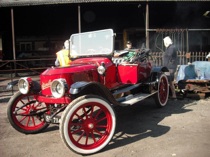 SV6723 Stanley Steam Car
