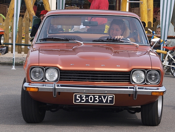 Gold coloured Ford Capri 