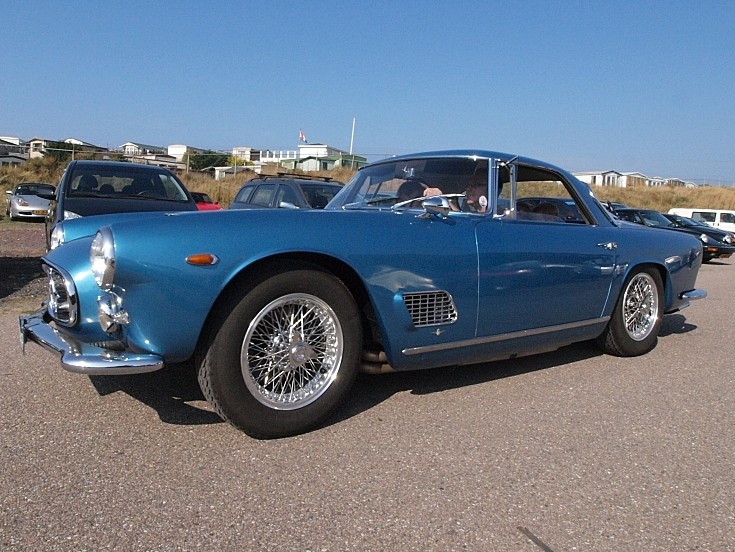 Blue Maserati 3500 Grand