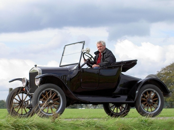 Unidentified old timer