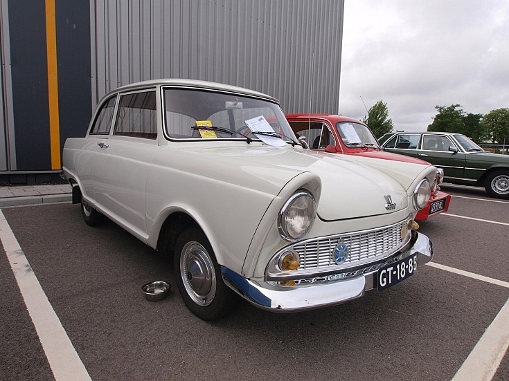 White two door DKW Junior