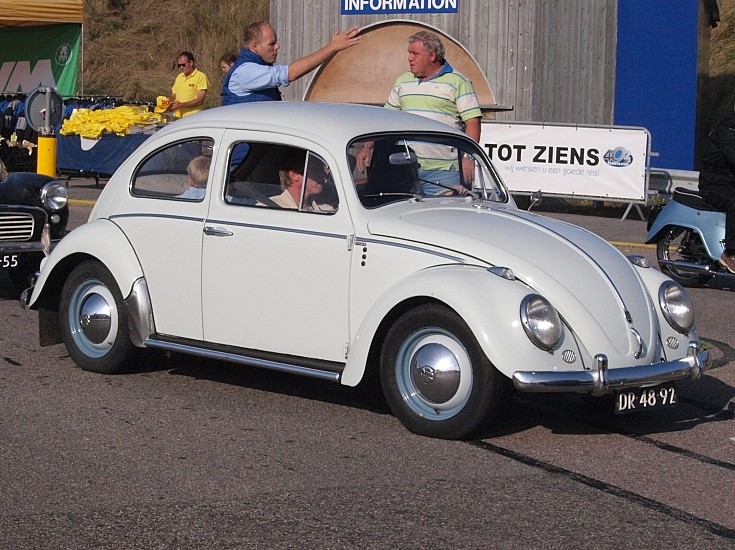 1960 Volkswagen Beetle DR-48-92