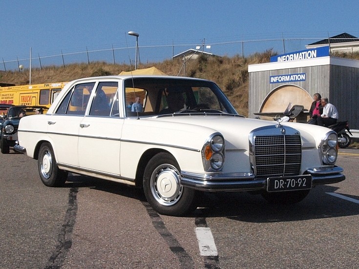 Mercedes-Benz 280 SE