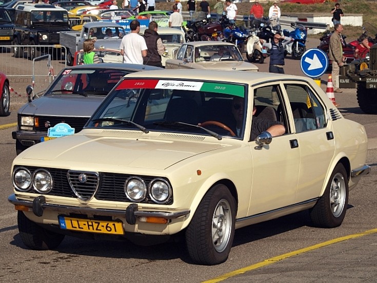 Photo of a 1980 Alfa Romeo Alfetta 16 Dutch registration LLHZ61 at the 