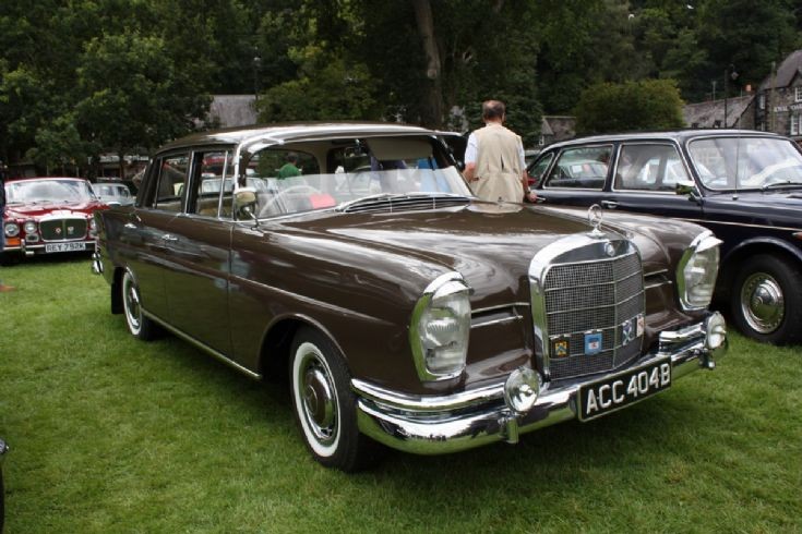 Mercedes