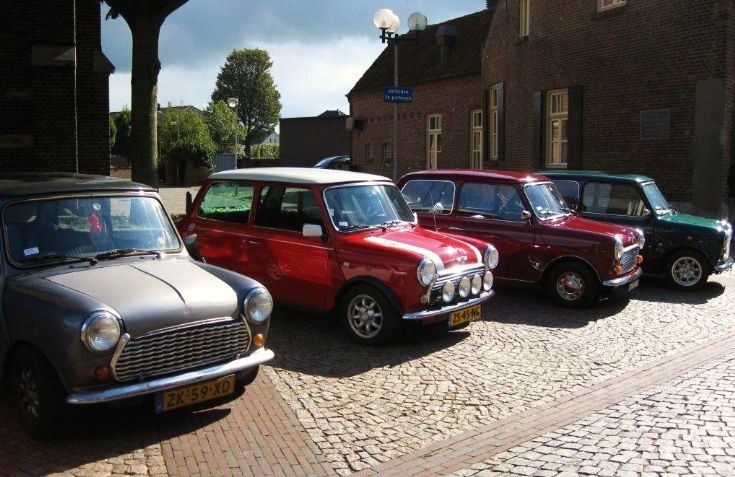 4 x Mini in Nederweert ( NL ) Image 2