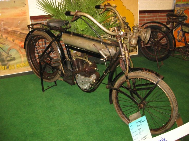 1913 Peugeot in Altweerterheide / Weert ( NL )