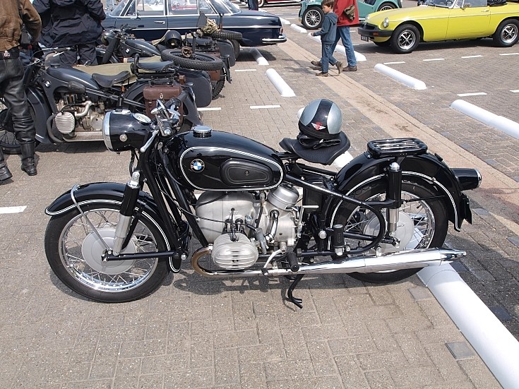 Black BMW R50/2