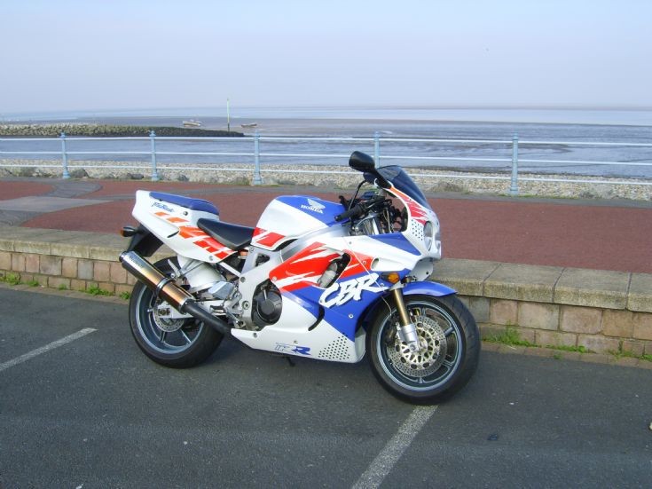 1992 Honda fireblade #6