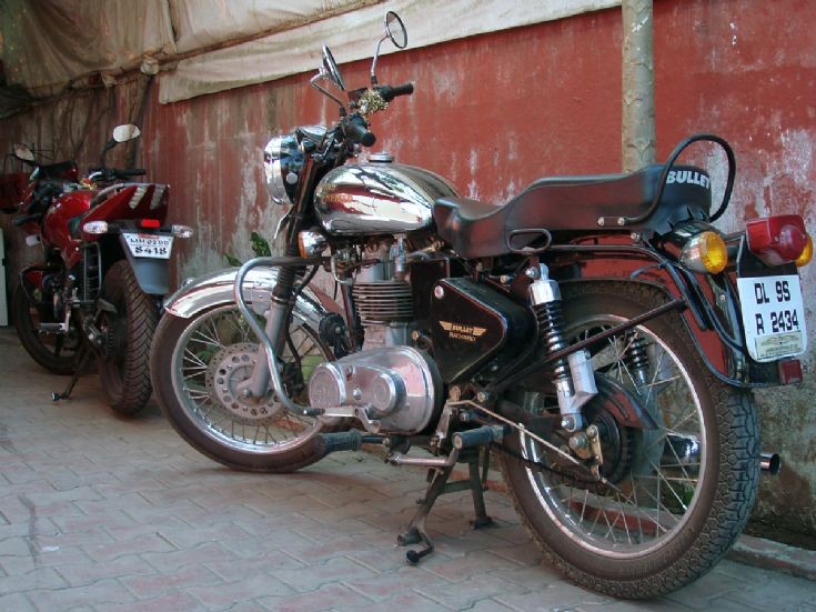 Royal Enfield Bullet 