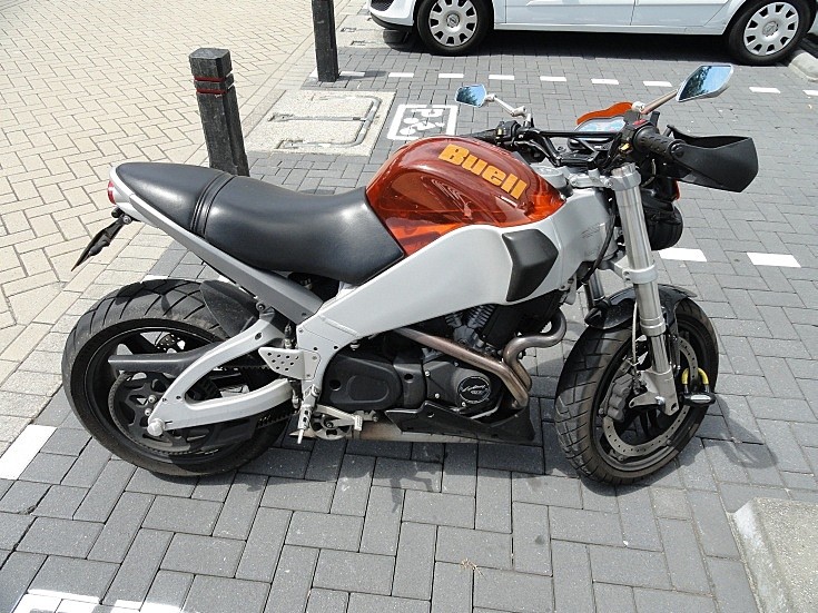Photo of a Buell streetfighter bike