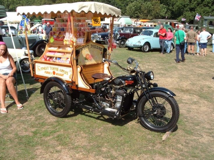 Raleigh Karryall