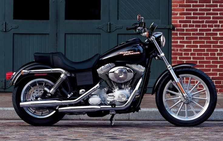 Harley Davidson SuperGlide - 2005
