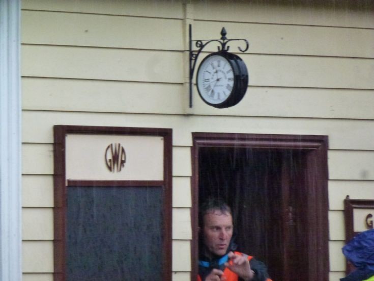 Glyndyfrdwy Station Clock