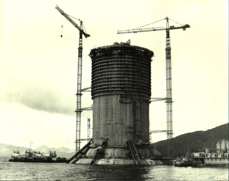 Ninian Central Construction