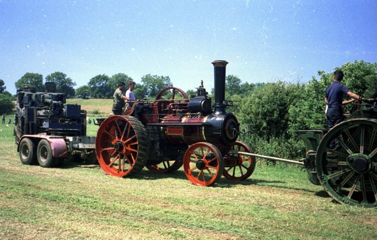NU7483